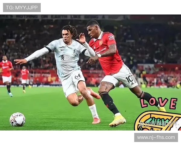 阿诺德目击国家德比冲突表情震惊 引发球迷热烈讨论